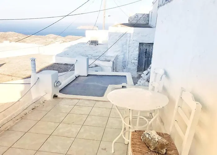 Little Cactus * Serifos Town